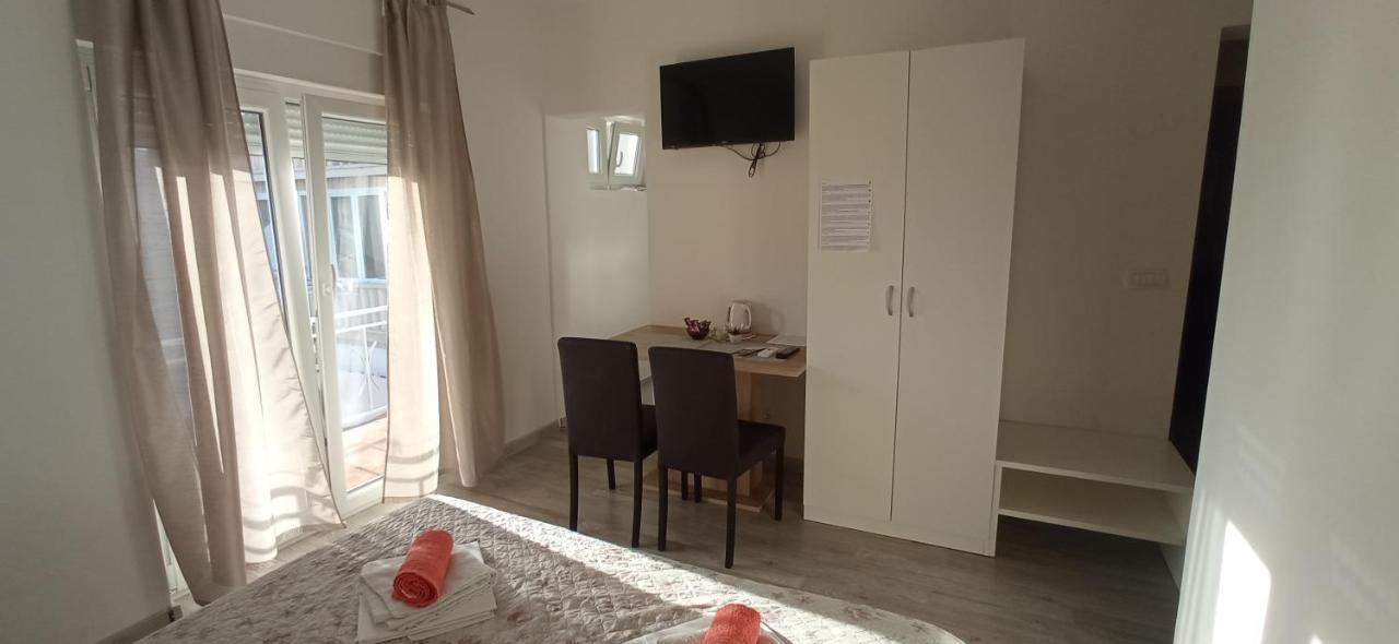Ferienwohnung E&A Baška Voda Exterior foto