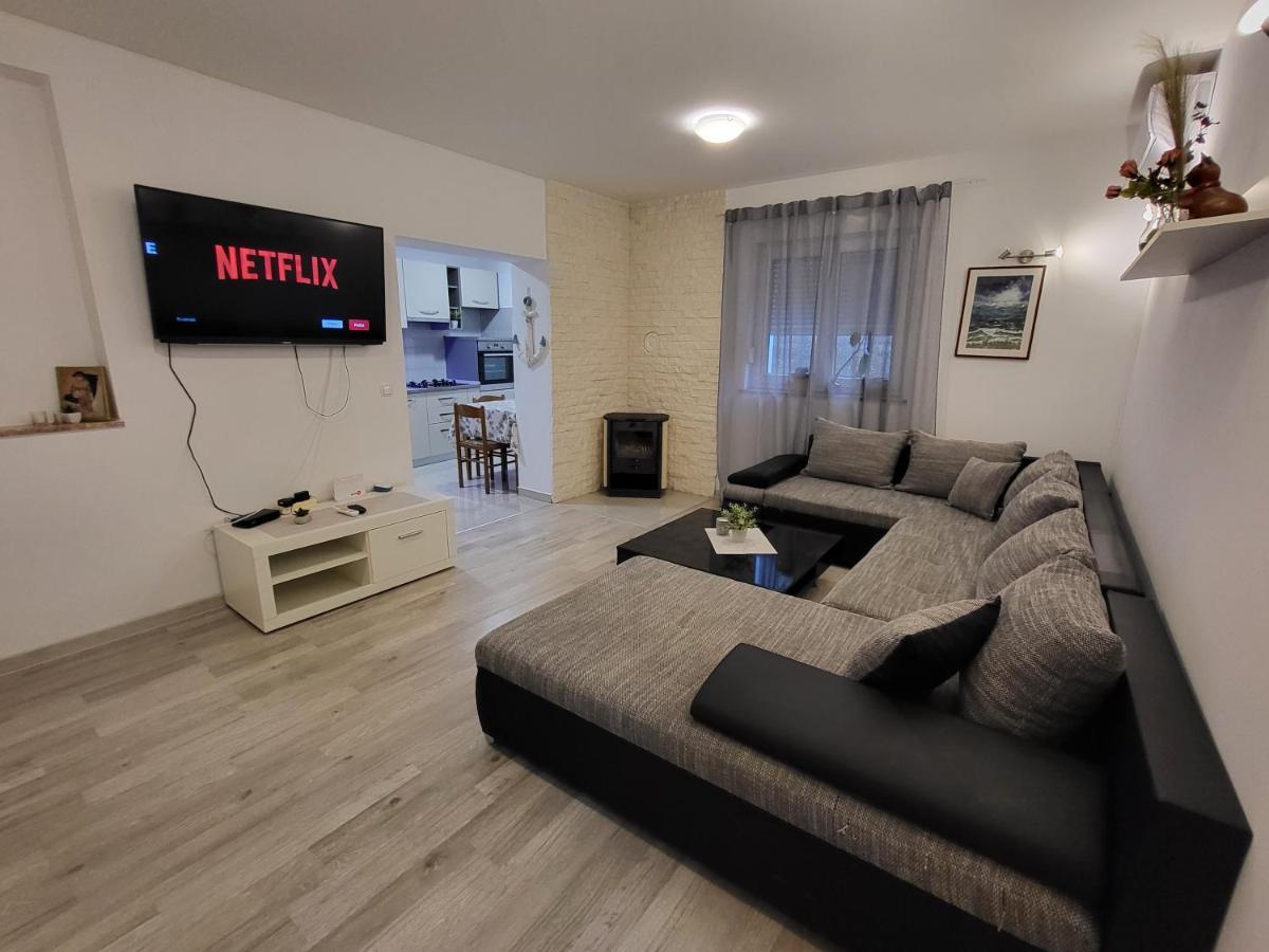Ferienwohnung E&A Baška Voda Exterior foto
